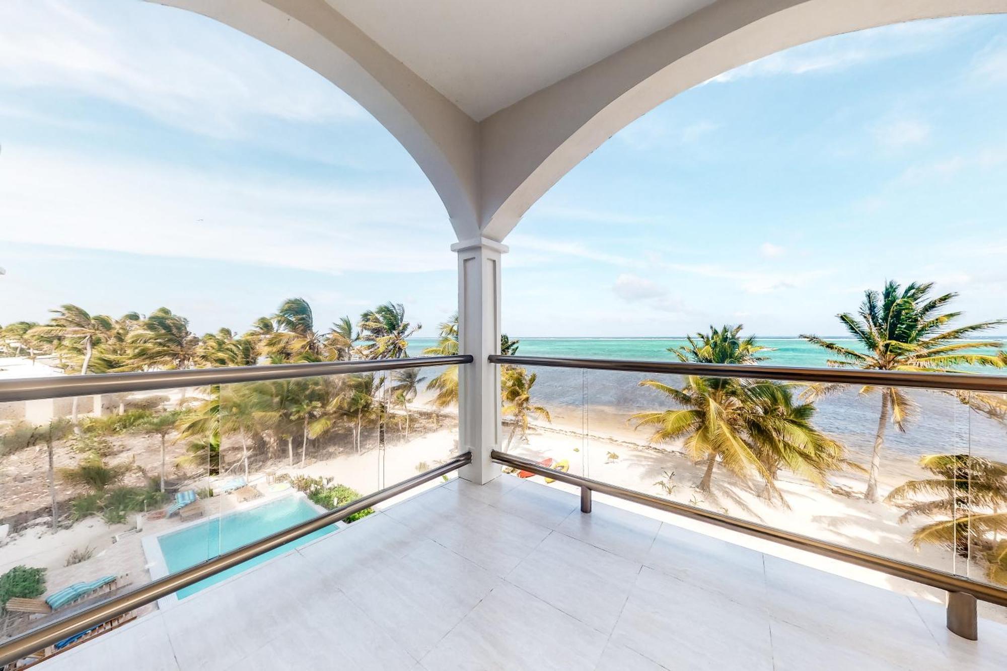 Blue Water Beach Villas 산페드로 객실 사진