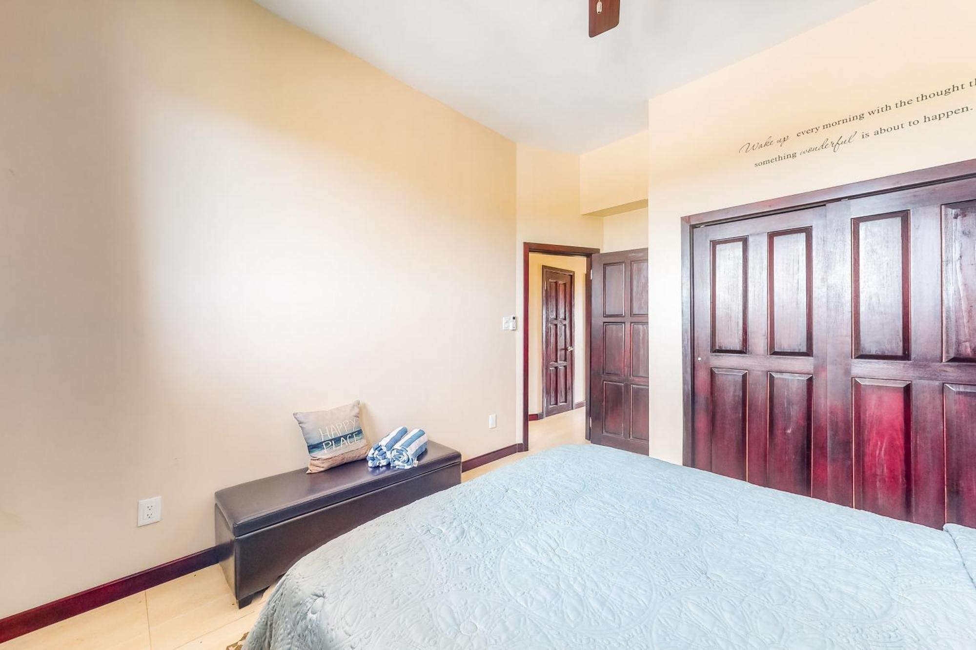 Blue Water Beach Villas 산페드로 객실 사진