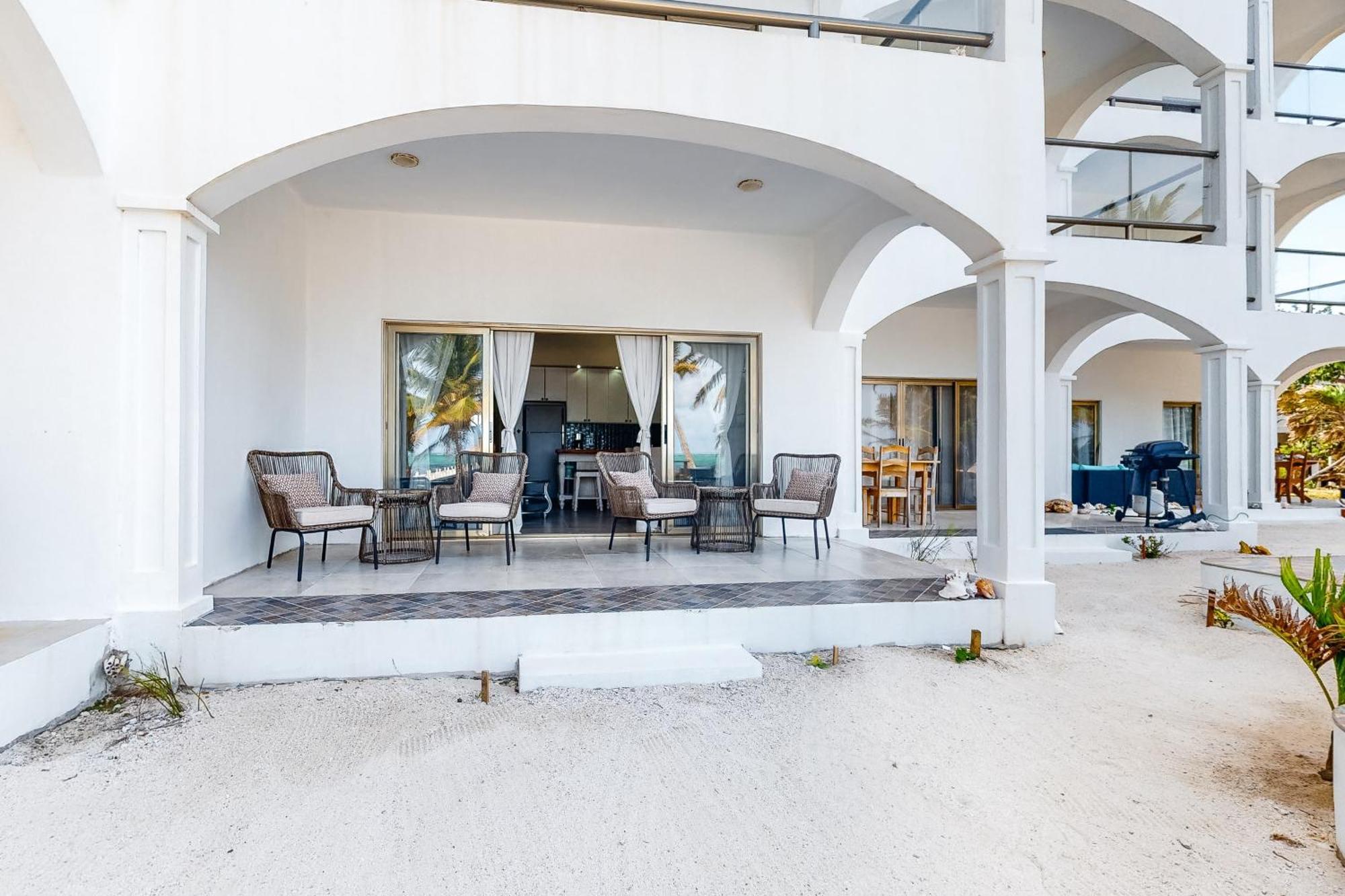 Blue Water Beach Villas 산페드로 객실 사진