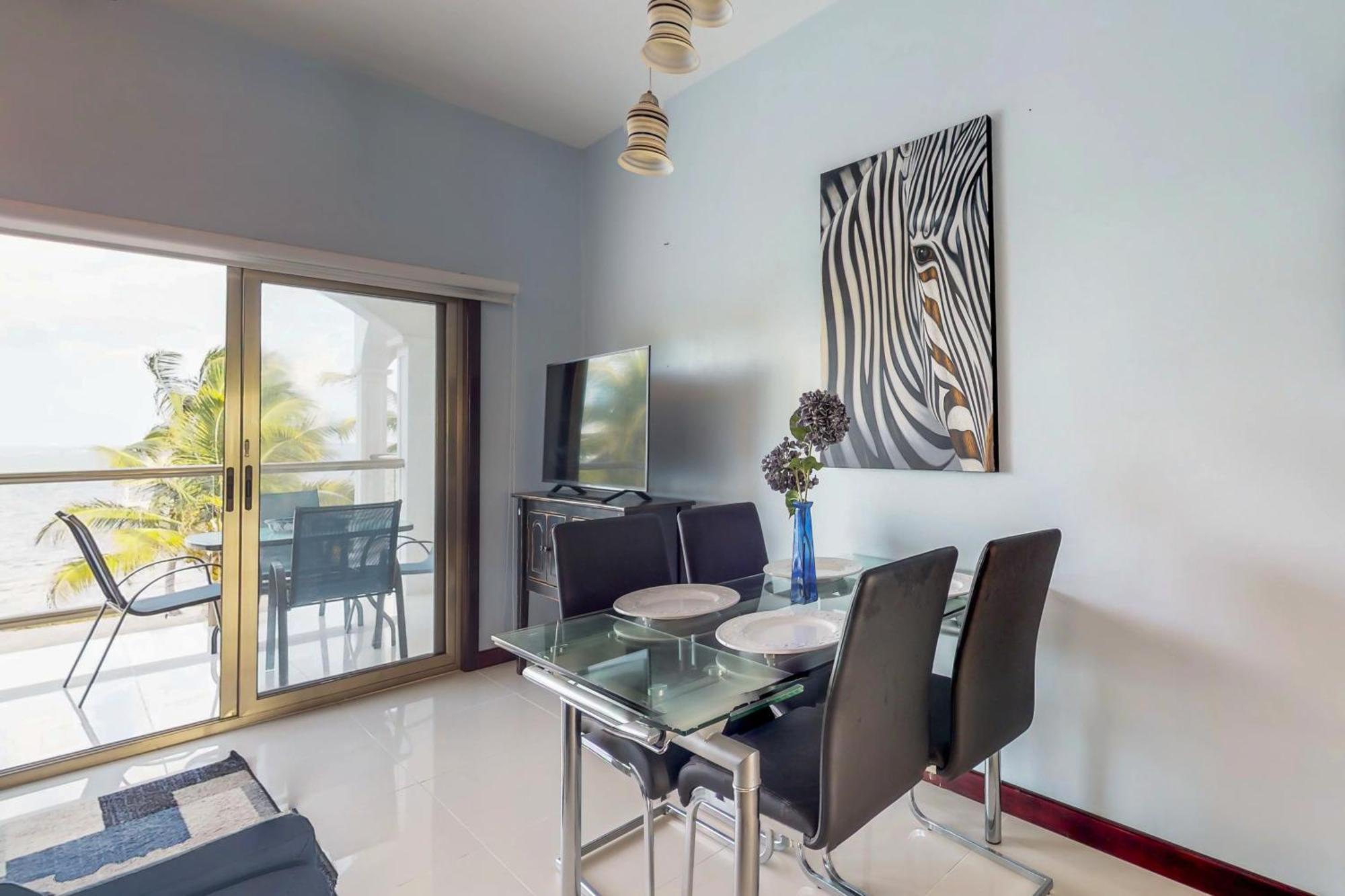Blue Water Beach Villas 산페드로 객실 사진